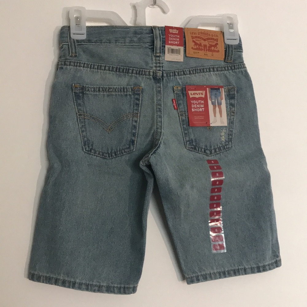 Levi’s Youth Denim Shorts Size 8. - Picture 4 of 6